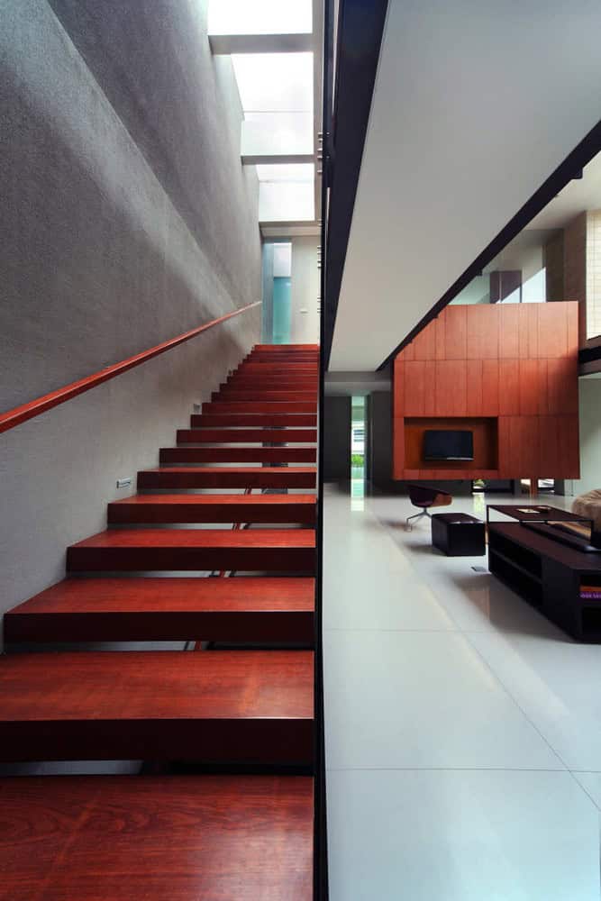 Tan Residence by Chrystalline Artchitect in Jakarta, Indonesia