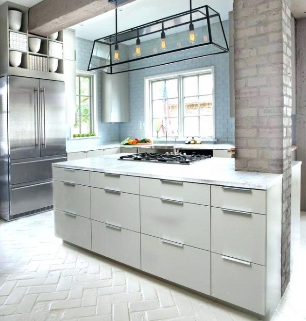 4 Brilliant Kitchen Flooring Ideas That Are Worth Seeing