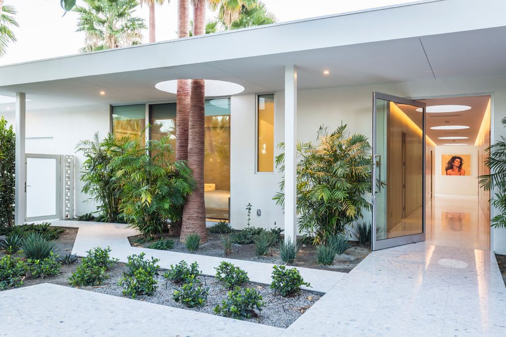 20 Staggering Mid-Century Modern Entrance Designs You Can't Say No To