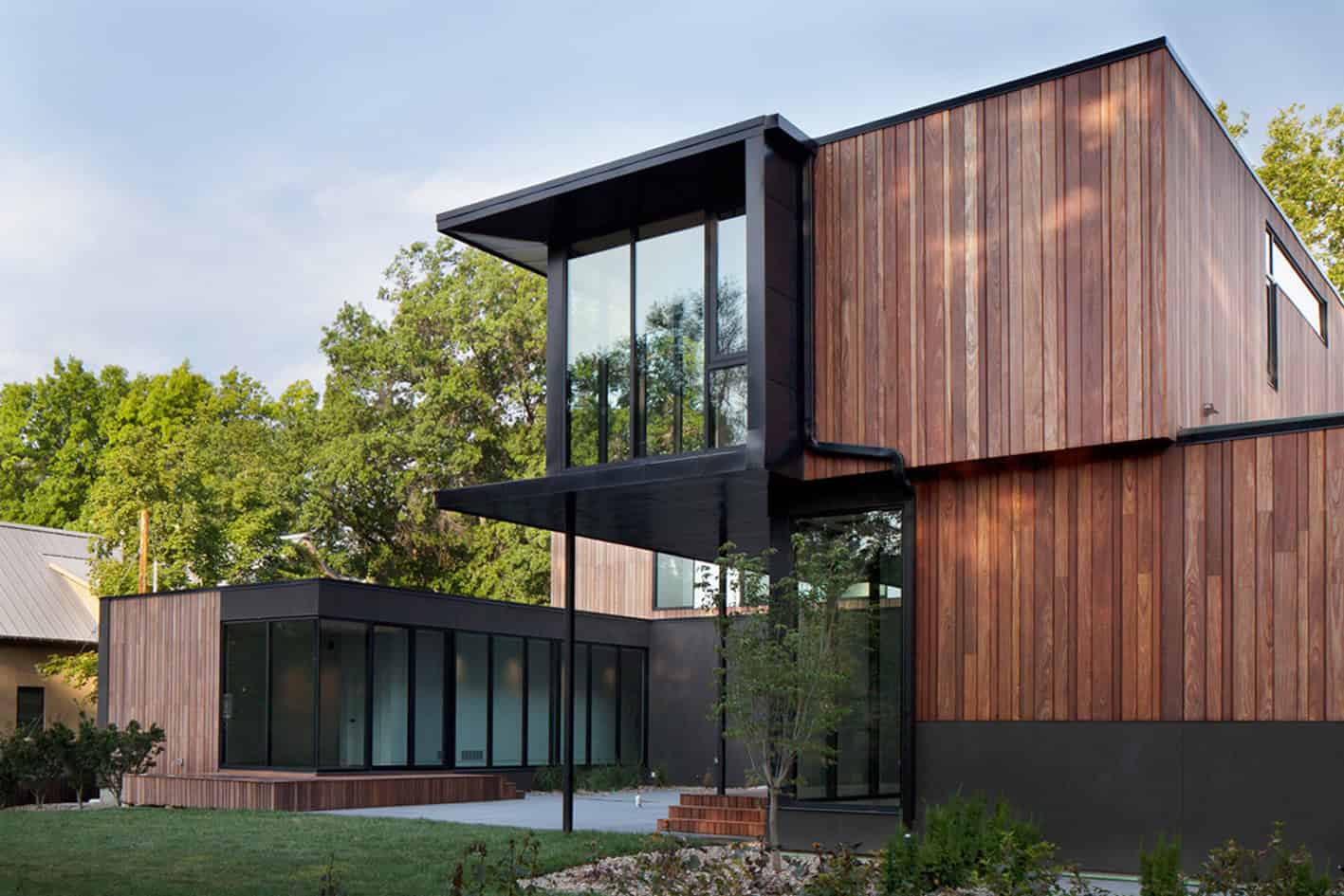 Baulinder Haus by Hufft Projects in Mission Hills, Kansas