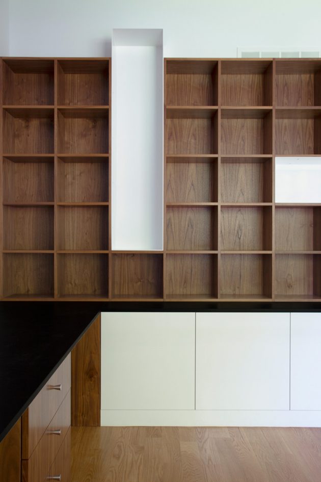Baulinder Haus by Hufft Projects in Mission Hills, Kansas