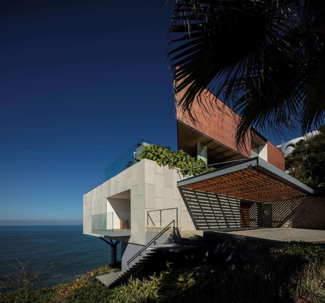 Peninsula House by Bernardes Arquitetura in Sao Paulo, Brazil