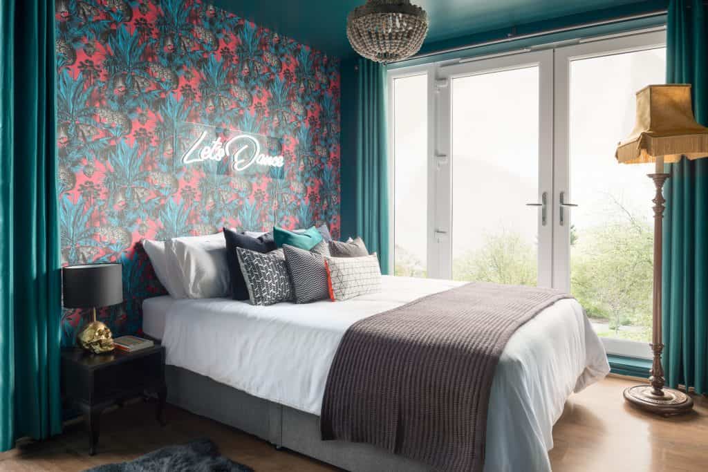 Bold and Glamorous Bedroom and Bathroom by Victoria Hopkins Interiors Bold and Glamorous Bedroom and Bathroom by Victoria Hopkins Interiors