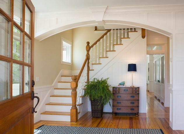 16 Warm & Welcoming Victorian Entry Hall Interiors You Must See
