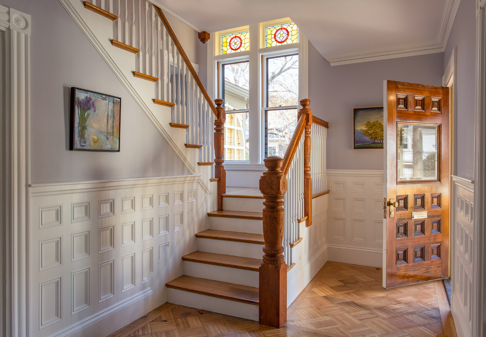 16 Warm & Welcoming Victorian Entry Hall Interiors You Must See
