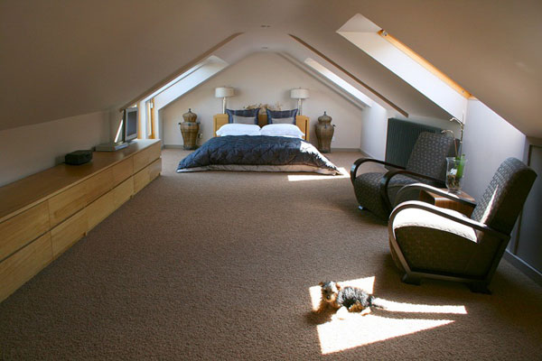 18 Excellent Attic Bedroom Designs That Everyone Will Adore