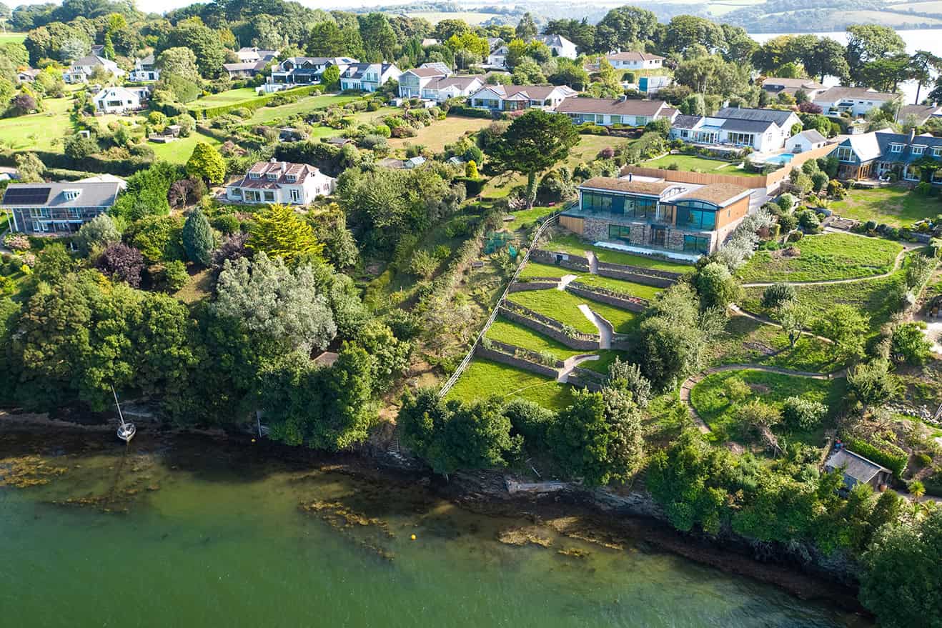 A beautiful new dwelling on Cornwall’s Restronguet Point designed by CSA Architects A beautiful new dwelling on Cornwall’s Restronguet Point designed by CSA Architects