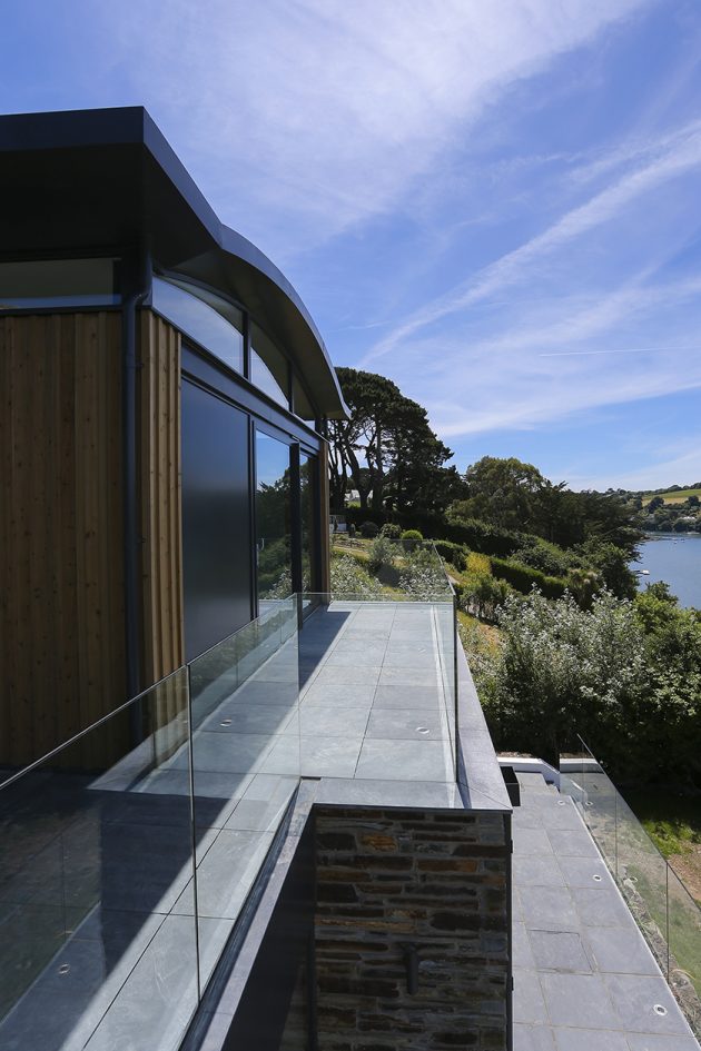 A beautiful new dwelling on Cornwall’s Restronguet Point designed by CSA Architects