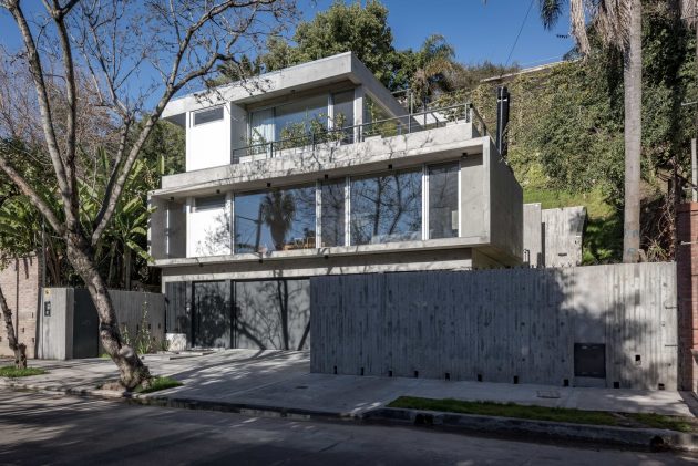 LRC House by BDB Arquitectos in San Isidro, Argentina
