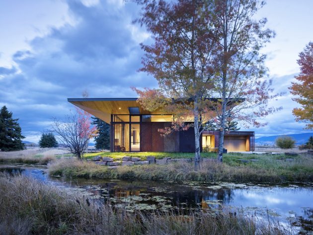 Queen's Lane Pavilion by Carney Logan Burke Architects in Jackson, Wyoming