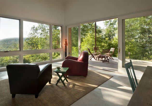 Ridge House by GriD Architects in Berkeley Springs, West Virginia