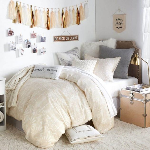 Building a Smart Dorm Room