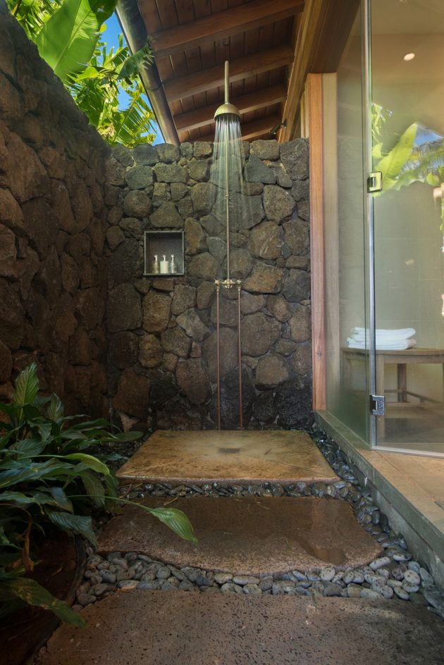 8 Luxurious Outdoor Shower Ideas for your Backyard