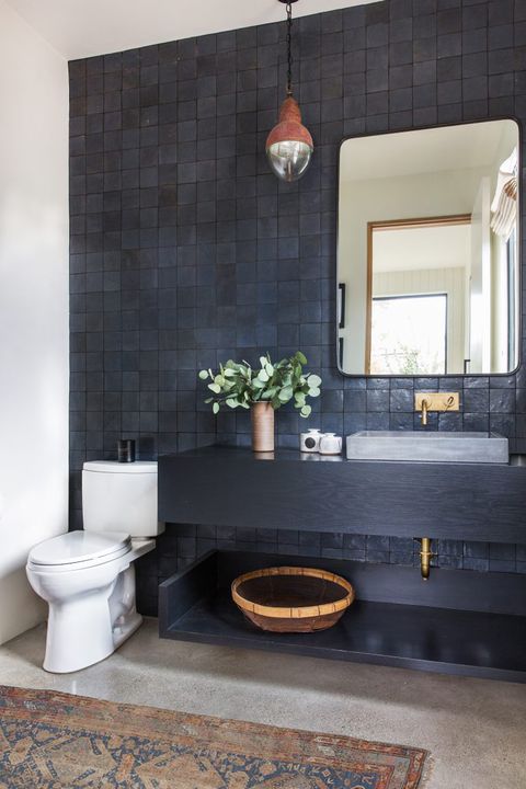 6 Perfect Tips on How to Decorate a Small Bathroom