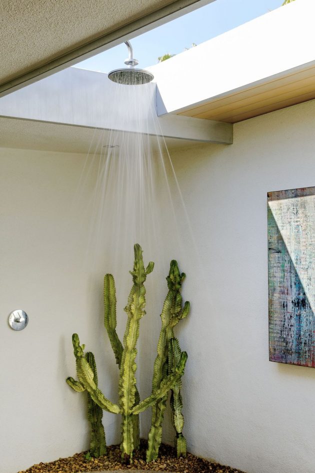 8 Luxurious Outdoor Shower Ideas for your Backyard