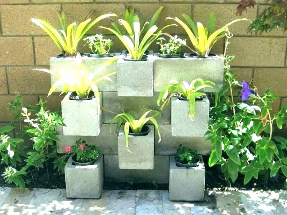 19 Cool Cinder Block Planters That Everyone Can Make 19 Cool Cinder Block Planters That Everyone Can Make