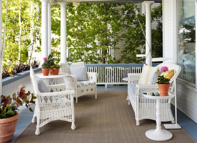 15 Captivating Victorian Porch Designs You Won't Be Able To Refuse