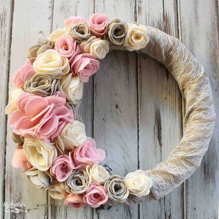 7. FELT FLOWER WREATH 7. FELT FLOWER WREATH