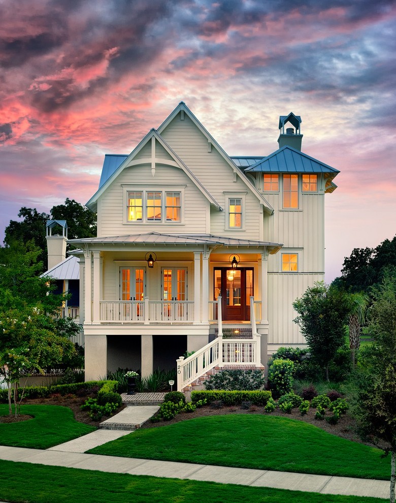 16 Astounding Victorian Exterior Designs You'll Wish Your Home Had