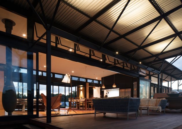Avonlea House by Robinson Architects in Eumundi, Australia