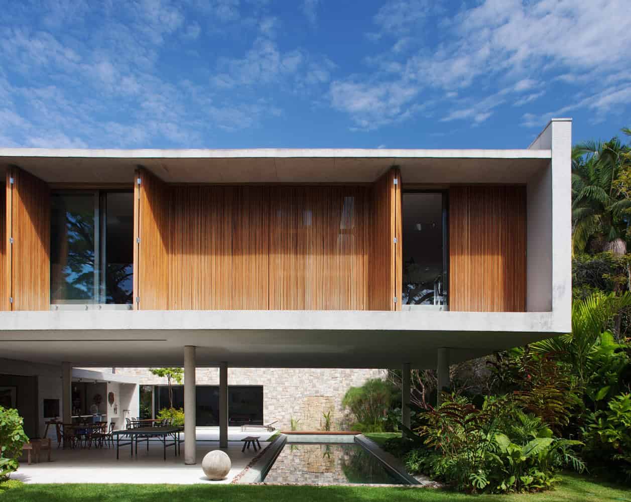 Cidade Jardim House by Perkins+Will in Sao Paulo, Brazil Cidade Jardim House by Perkins+Will in Sao Paulo, Brazil