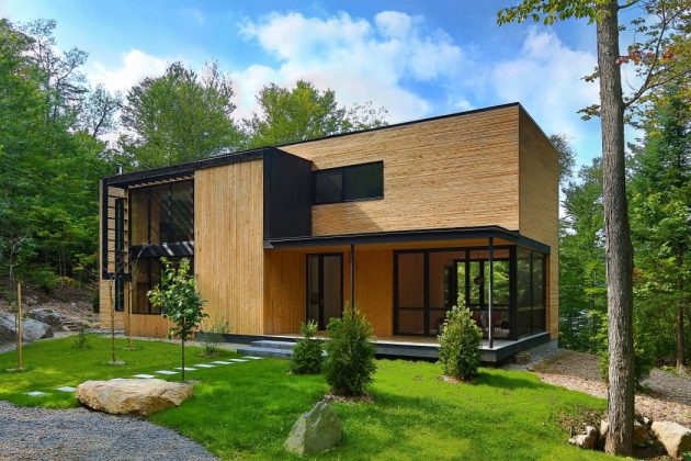 La Chasse-Galerie Home by Thellend Fortin Architectes in Montreal, Canada