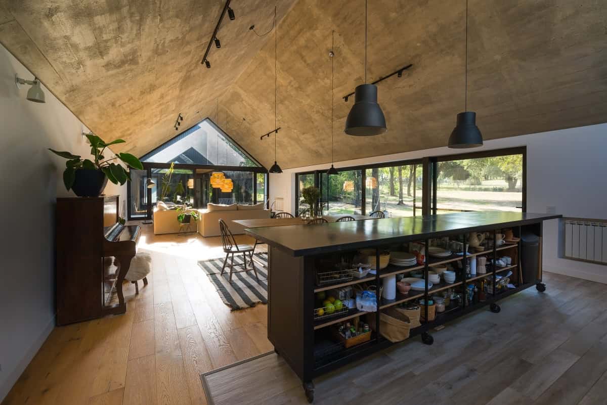 La Negrita by Morini Arquitectos in Mendiolaza, Argentina La Negrita by Morini Arquitectos in Mendiolaza, Argentina