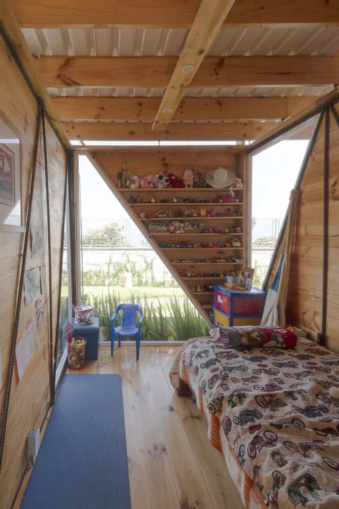 Orange Lemon House by Daniel Moreno Flores in Quito, Ecuador Orange Lemon House by Daniel Moreno Flores in Quito, Ecuador