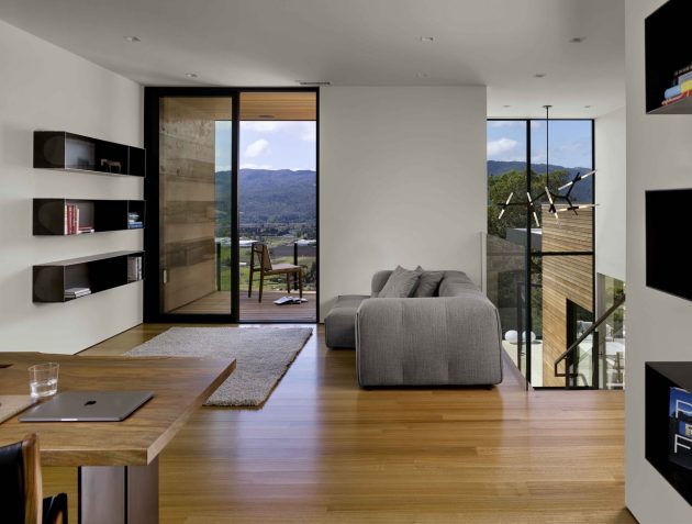 RidgeView House by Zack de Vito Architecture + Construction in California, USA