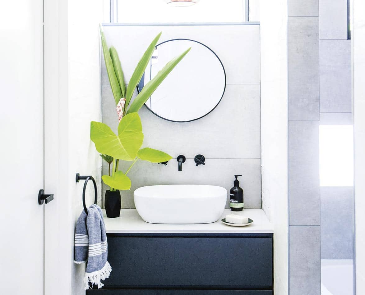 10 Bathrooms with Clever Ideas to Inspire Your Bathroom Renovation