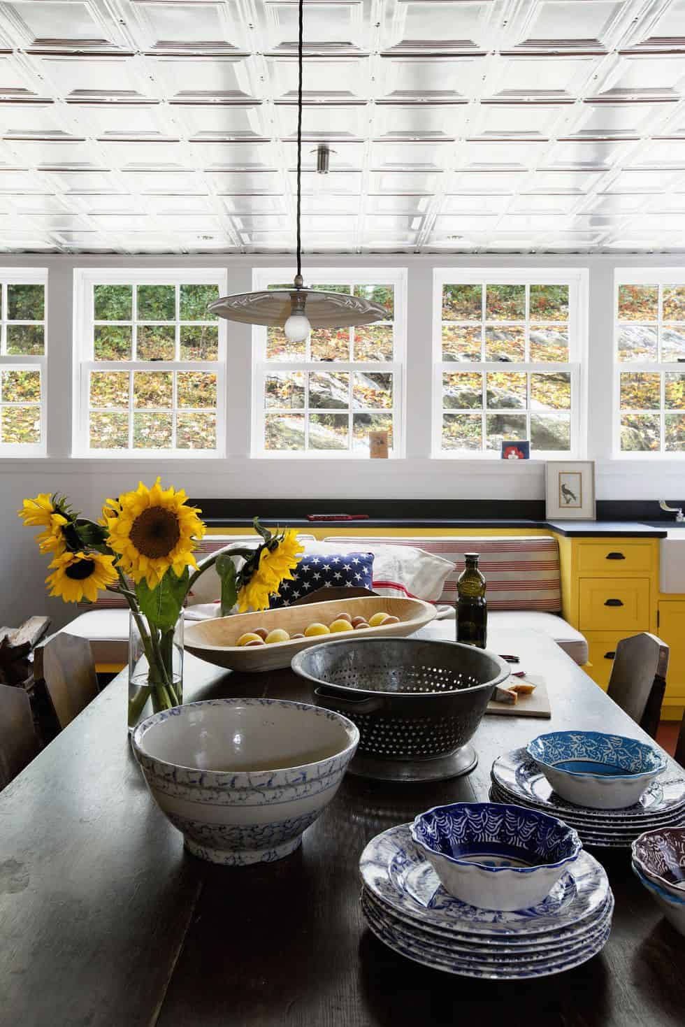 1. Farmhouse Dinning 1. Farmhouse Dinning