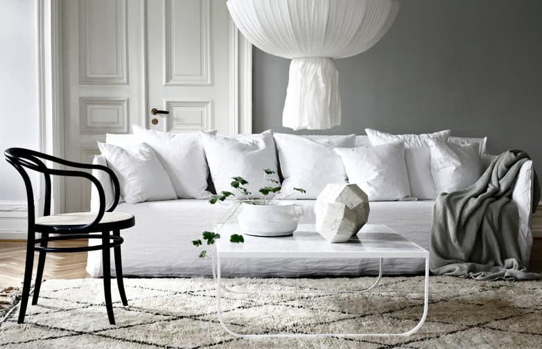 Brilliant White Sofa Ideas for a Stylish Living Room