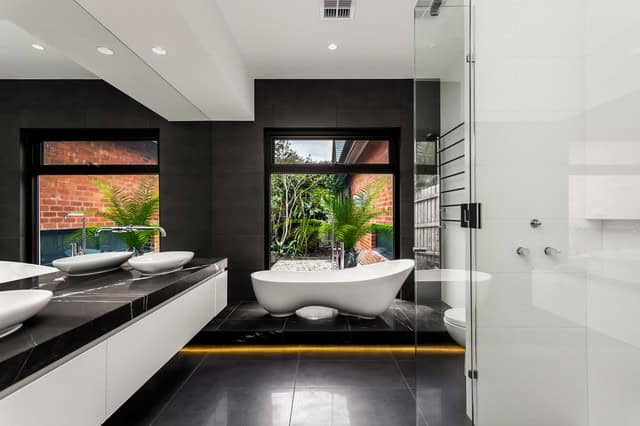 12 Fascinating Design Solutions For Decorating Small Bathroom Properly 12 Fascinating Design Solutions For Decorating Small Bathroom Properly