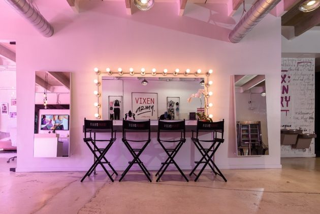 15 Beautiful Design Ideas To Enter Pink In Your Home Decor