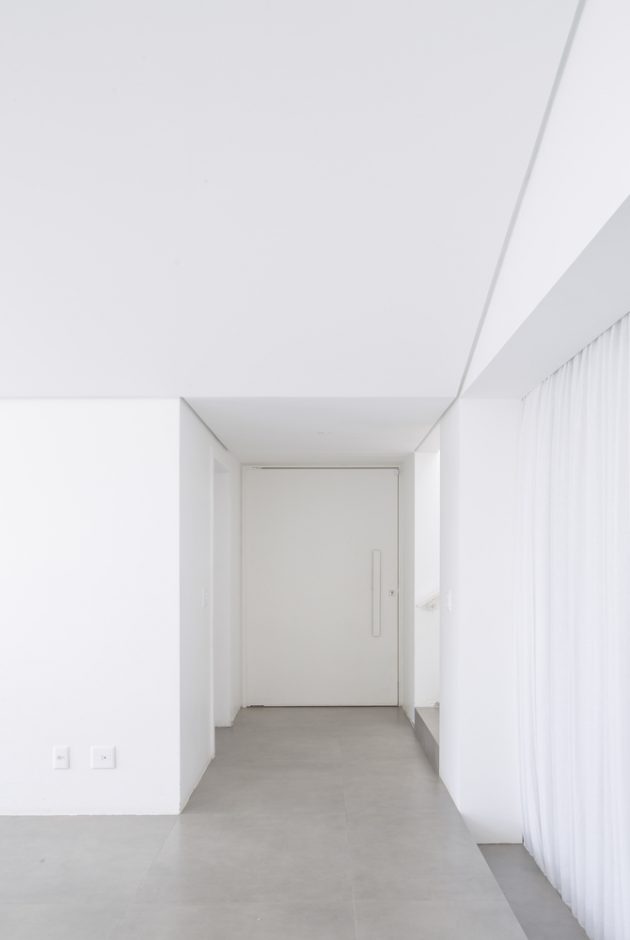 Cora House by Bloco Arquitetos in Brasilia, Brazil