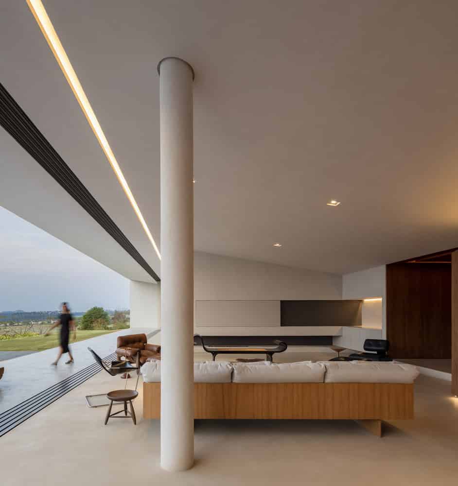 JY House by Studio Arthur Casas in Porto Feliz, Brazil JY House by Studio Arthur Casas in Porto Feliz, Brazil