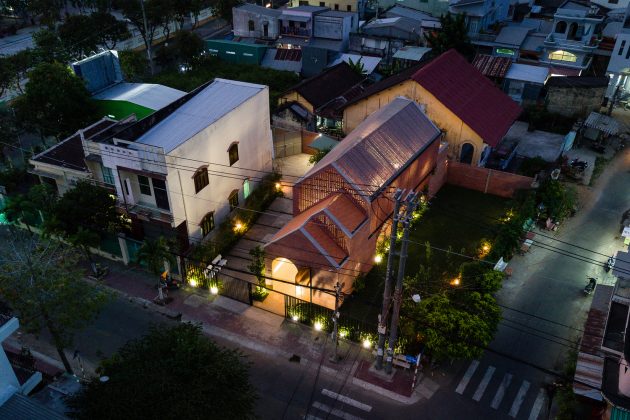 Oldmeetsnew House by Block Architects in Tar Vinh, Vietnam