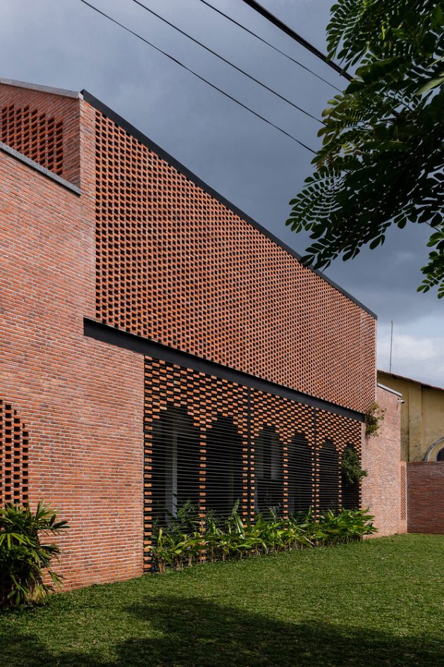 Oldmeetsnew House by Block Architects in Tar Vinh, Vietnam