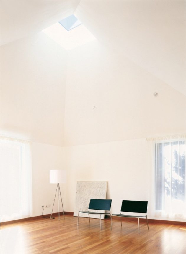 Parr House by Pezo von Ellrichshausen Architects in Chile