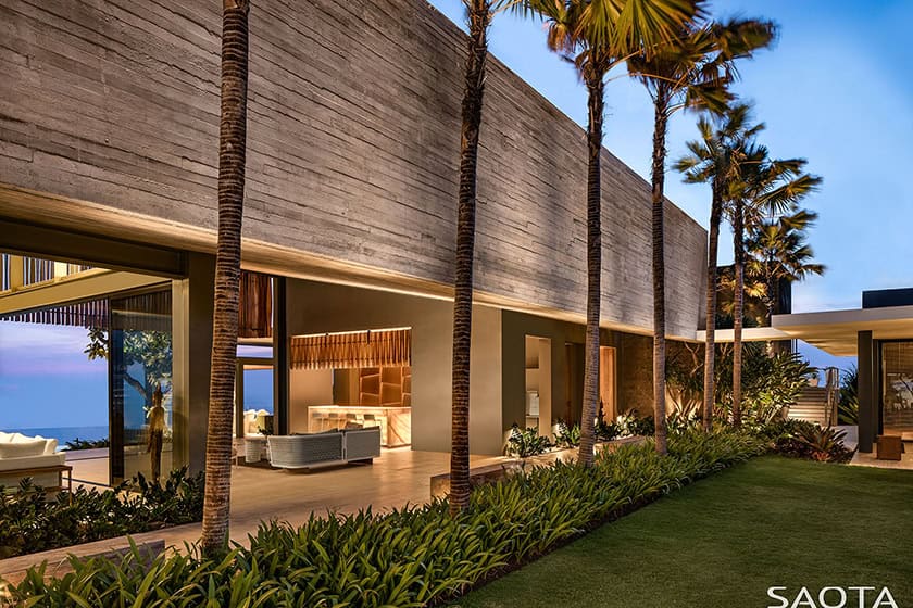 Uluwatu / SAOTA / Indonesia Uluwatu / SAOTA / Indonesia