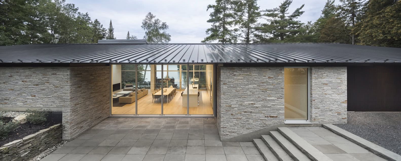 The Slender House by MU Architecture in Ogden, Canada The Slender House by MU Architecture in Ogden, Canada