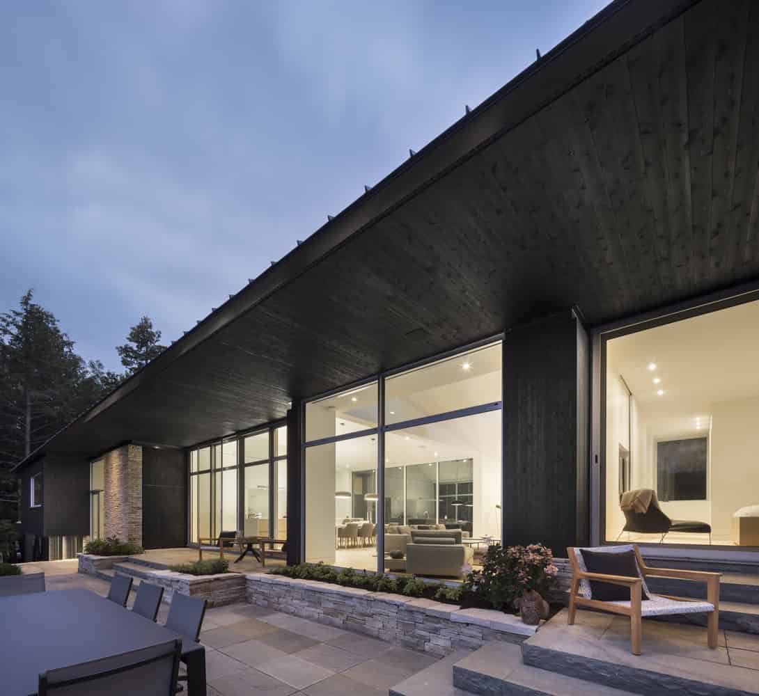 The Slender House by MU Architecture in Ogden, Canada The Slender House by MU Architecture in Ogden, Canada