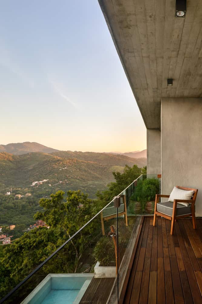 Z House by Zozaya Arquitectos in Zihuatanejo, Mexico