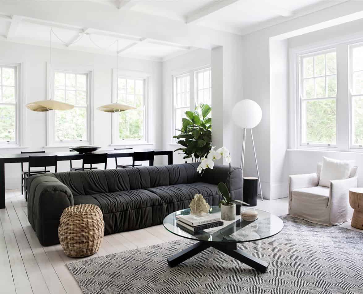 A Monochrome Arts and Crafts apartment You’ll Absolutely Love