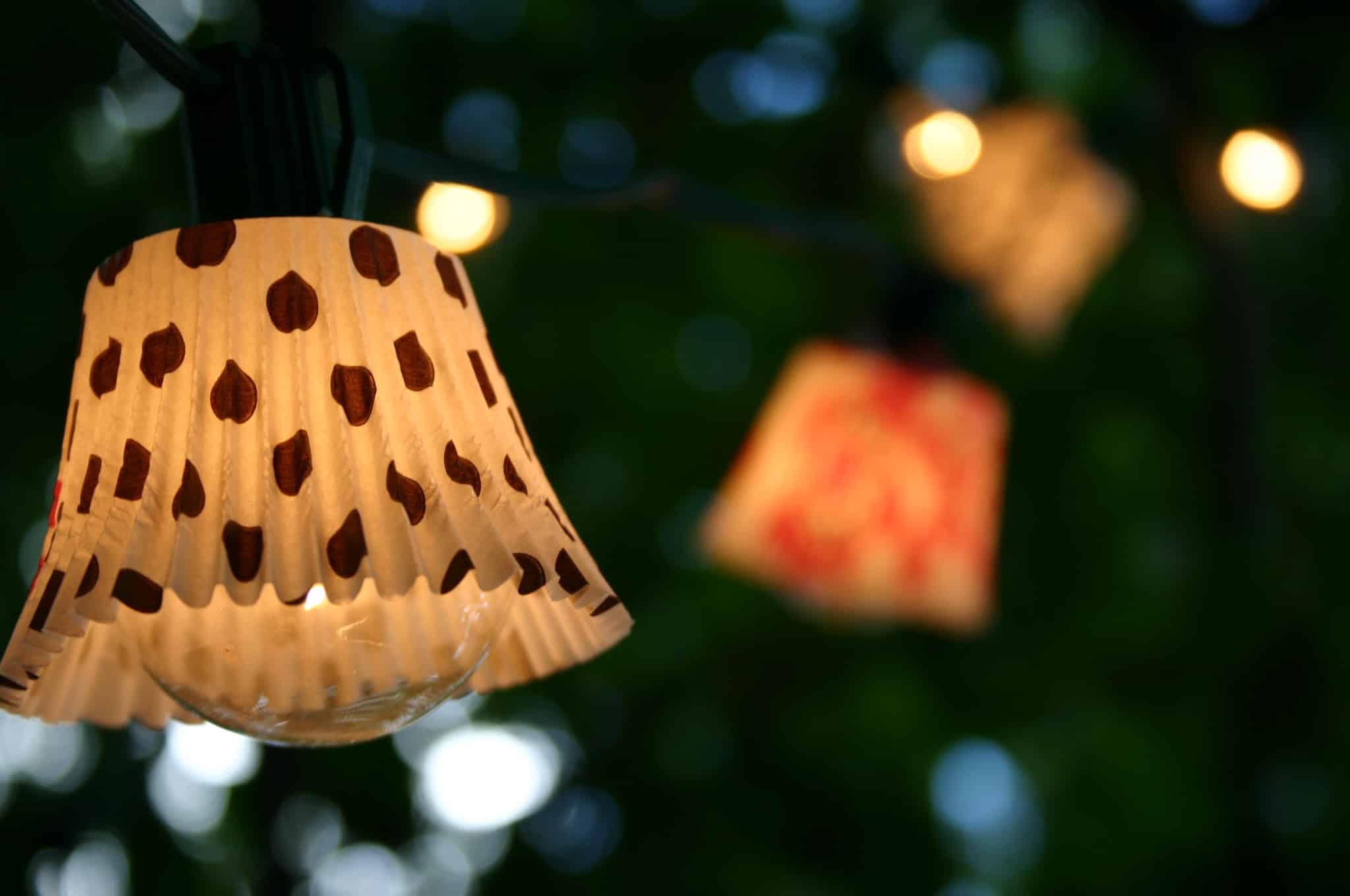 11. DIY Backyard Project – Cute Cupcake Lights 11. DIY Backyard Project – Cute Cupcake Lights