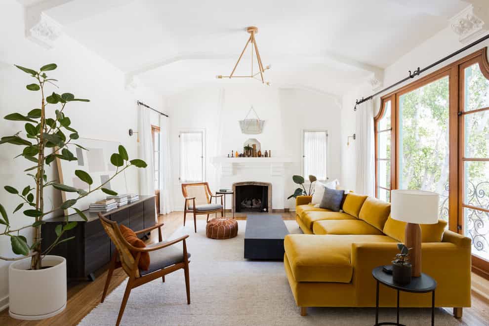 15 Perfect Mediterranean Living Room Interiors Designed For Pleasure