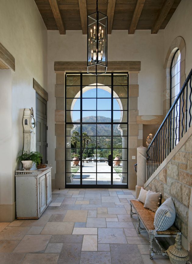 17 Breathtaking Mediterranean Entry Hall Designs That Will Fascinate You