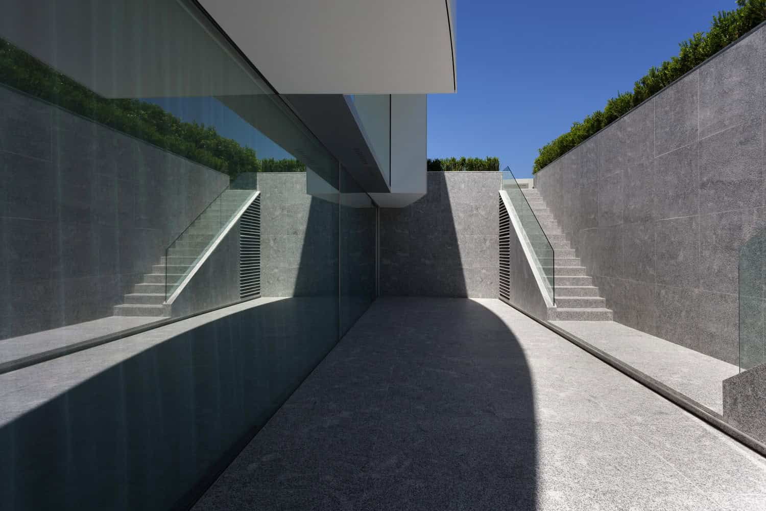 Balint House by Fran Silvestre Arquitectos in Betera, Spain Balint House by Fran Silvestre Arquitectos in Betera, Spain