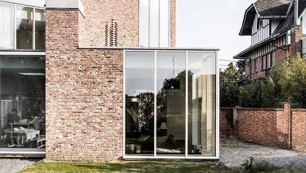 House L-C by Graux & Baeyens Architects in Anzegem, Belgium