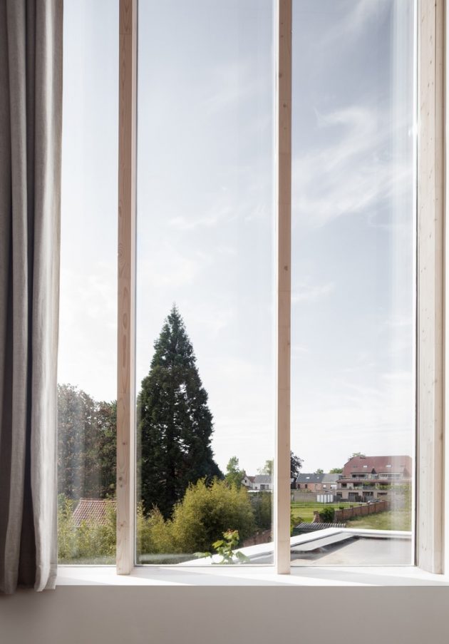 House L-C by Graux & Baeyens Architects in Anzegem, Belgium